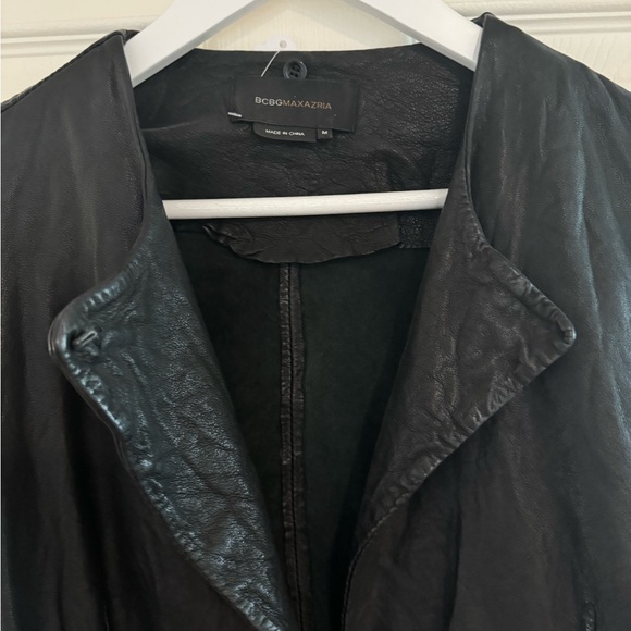 NWOT BCBG MaxAzria Black Zippered Mix Media 100% Leather Jacket Size Medium - Picture 2 of 6